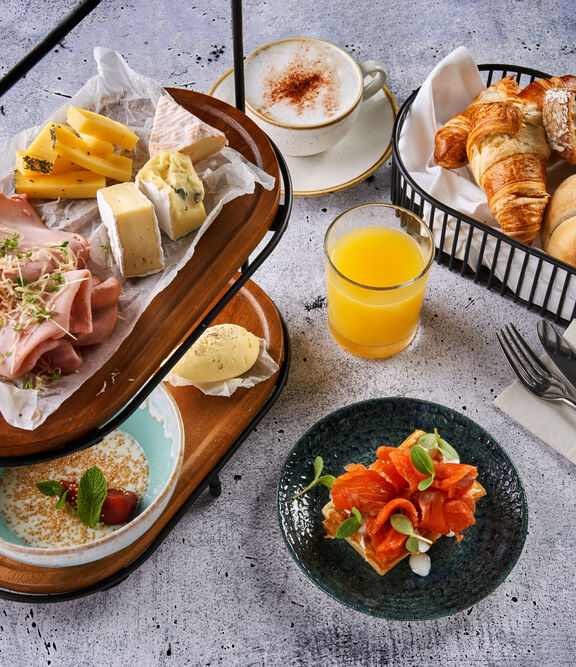 Libelle Etagere Lachs